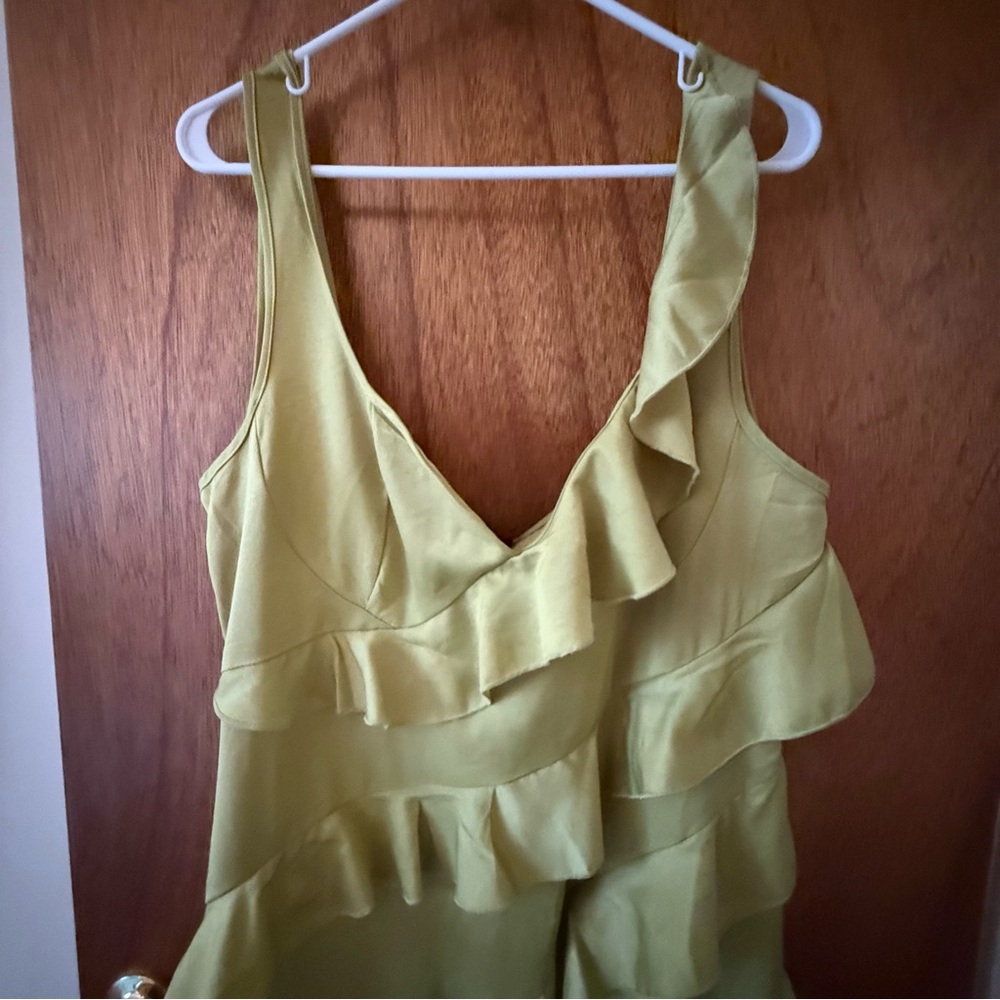 PRETTY LITTLE THING DRESS - Picture 9 of 11